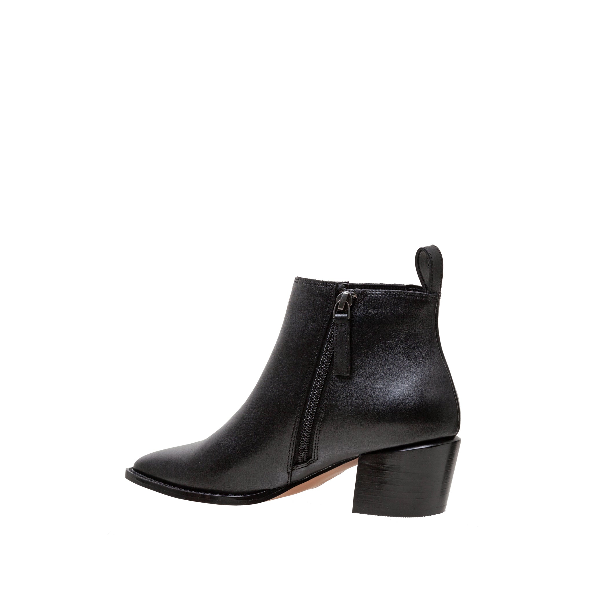 Hedy chelsea bootie deals linea paolo